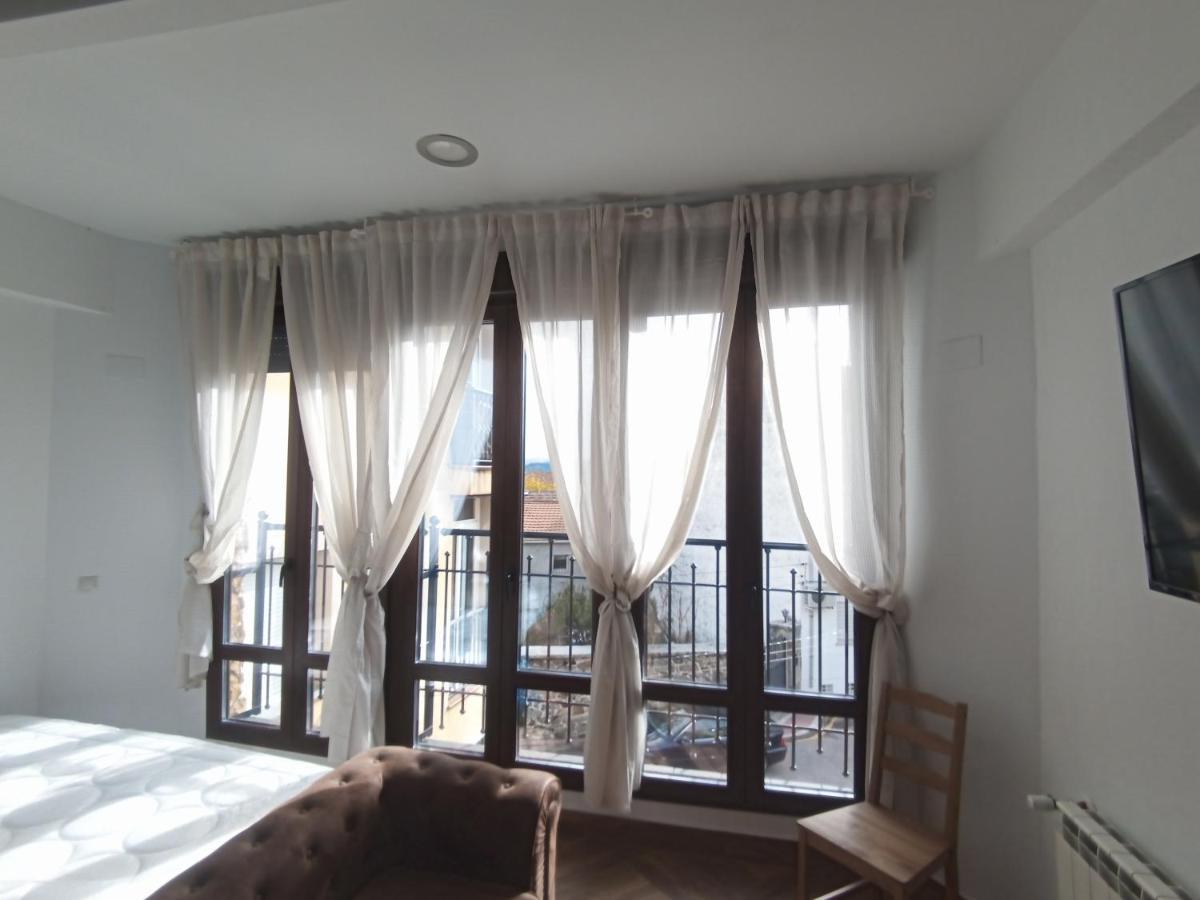 Apartamento De Lujo En La Sierra Becerril de la Sierra Buitenkant foto